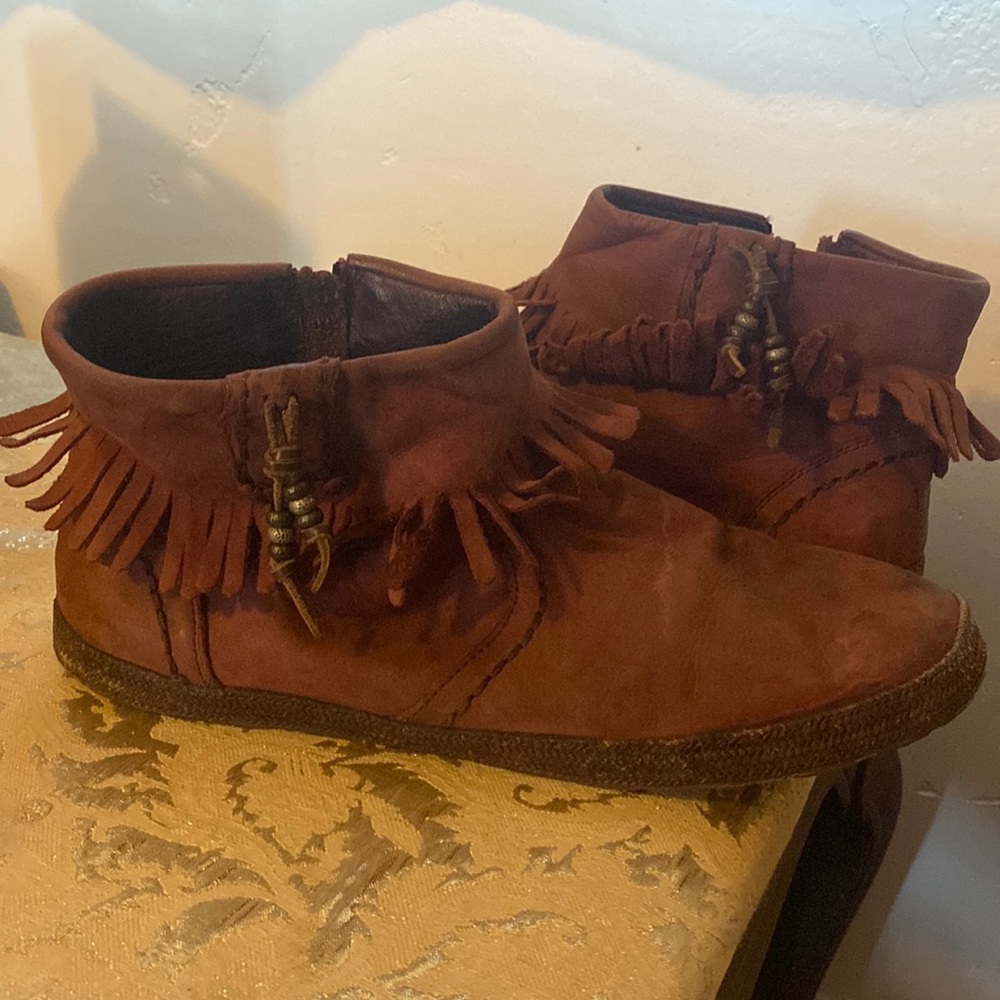 Vintage Slip On Zip Up Ugg Moccasin Ankle Boots